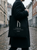 Nordstoke Uruz Tote — carried, Oslo street